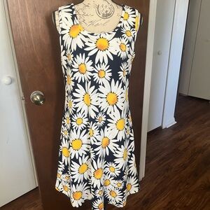 Ronni Nicole White and Yellow Sleeveless Sundress